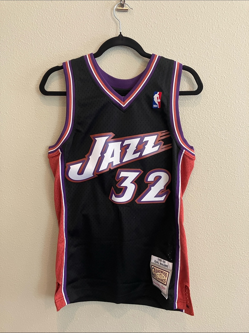 Mitchell & Ness Karl Malone Utah Jazz 1998-99 Hardwood Classics Jersey